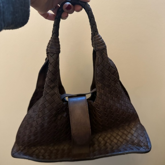 Bottega Veneta Brown Leather Hobo Bag - Picture 4 of 11